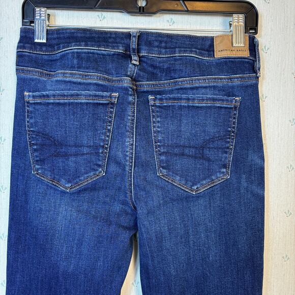 American Eagle Low Rise Flare Jean Sz 4 Short Dark Blue Wash Stretch Boho Retro - Picture 5 of 9